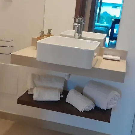 Lightoasis Oasis Mar 4 * Портиман